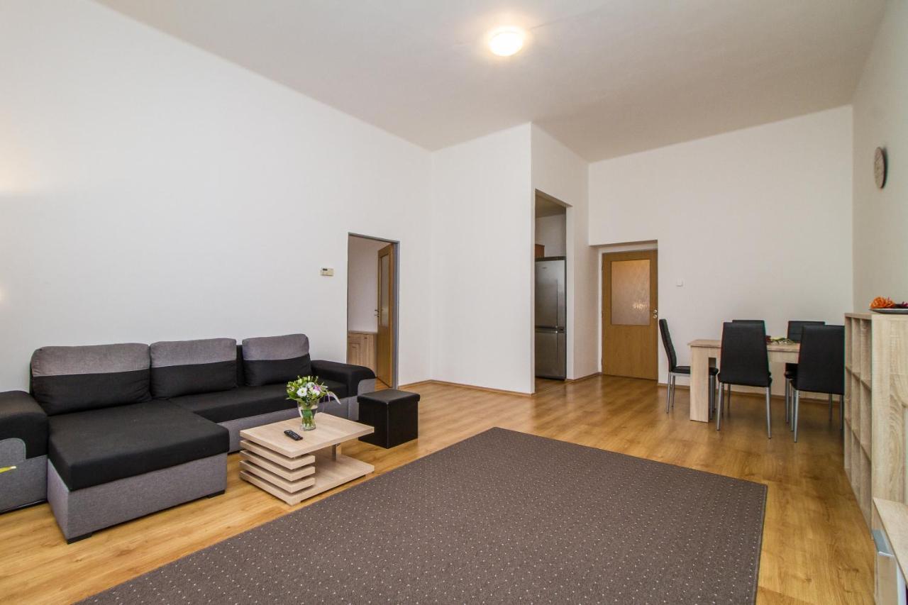 Silver Apartments 库特纳霍拉 外观 照片